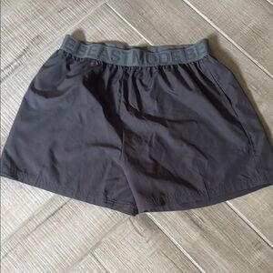 Men’s Gray Short